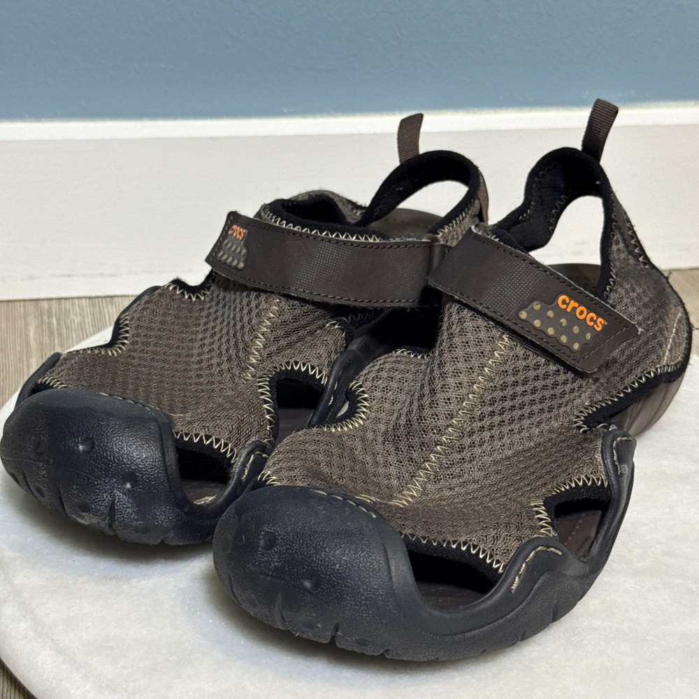 Crocs Swiftwater Mesh Sandals Mens 10 Brown Sport Water Shoes breathable